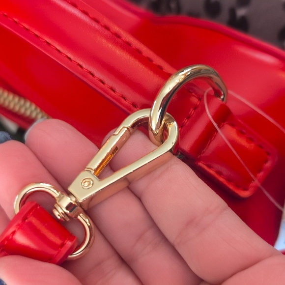 ALDO Red Strawberry-Shaped Crossbody Bag - Picture 10 of 11